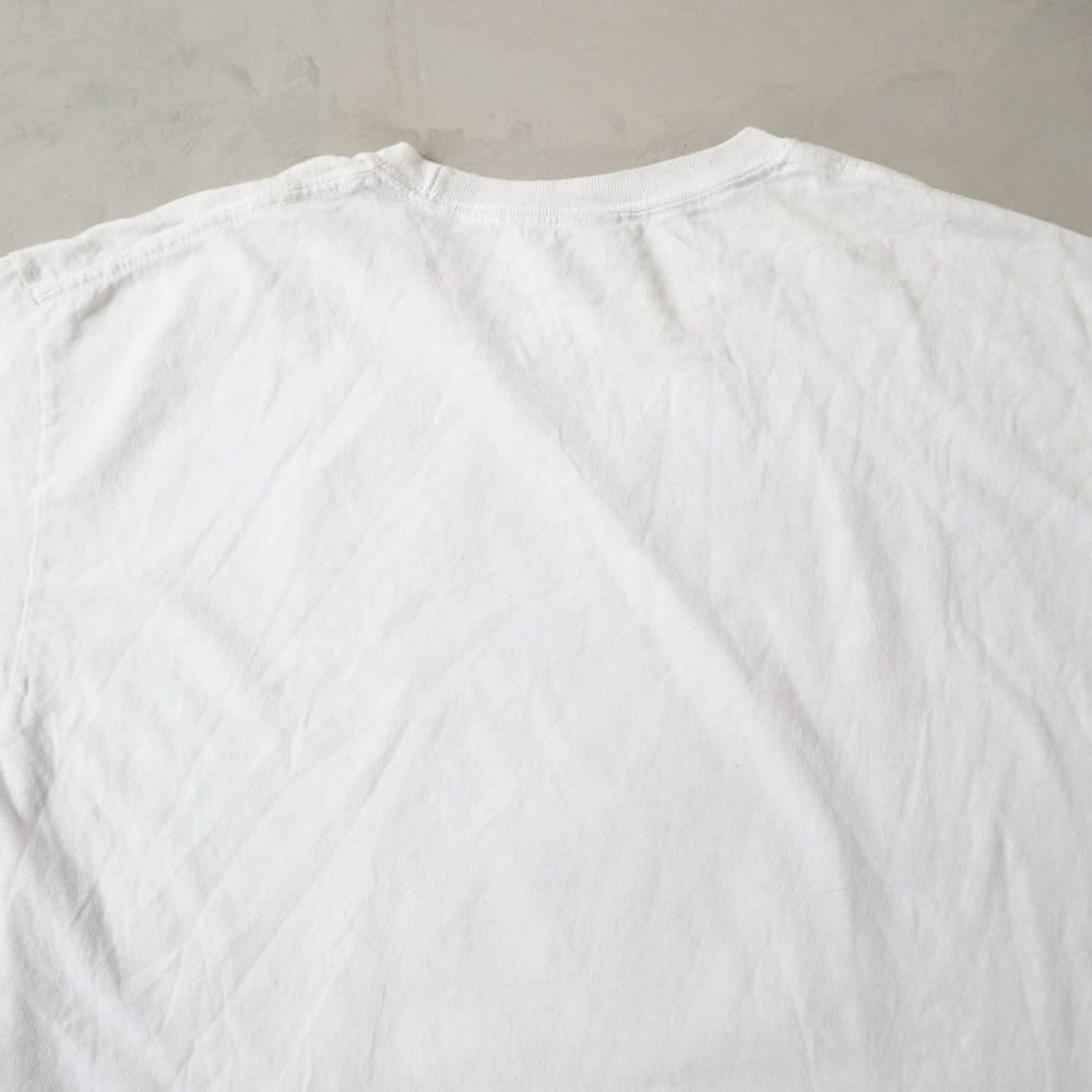 Billie Eilish Graphic T-Shirt XL White Anime Style Chains Blue Gothic Logo Tee - Picture 5 of 7